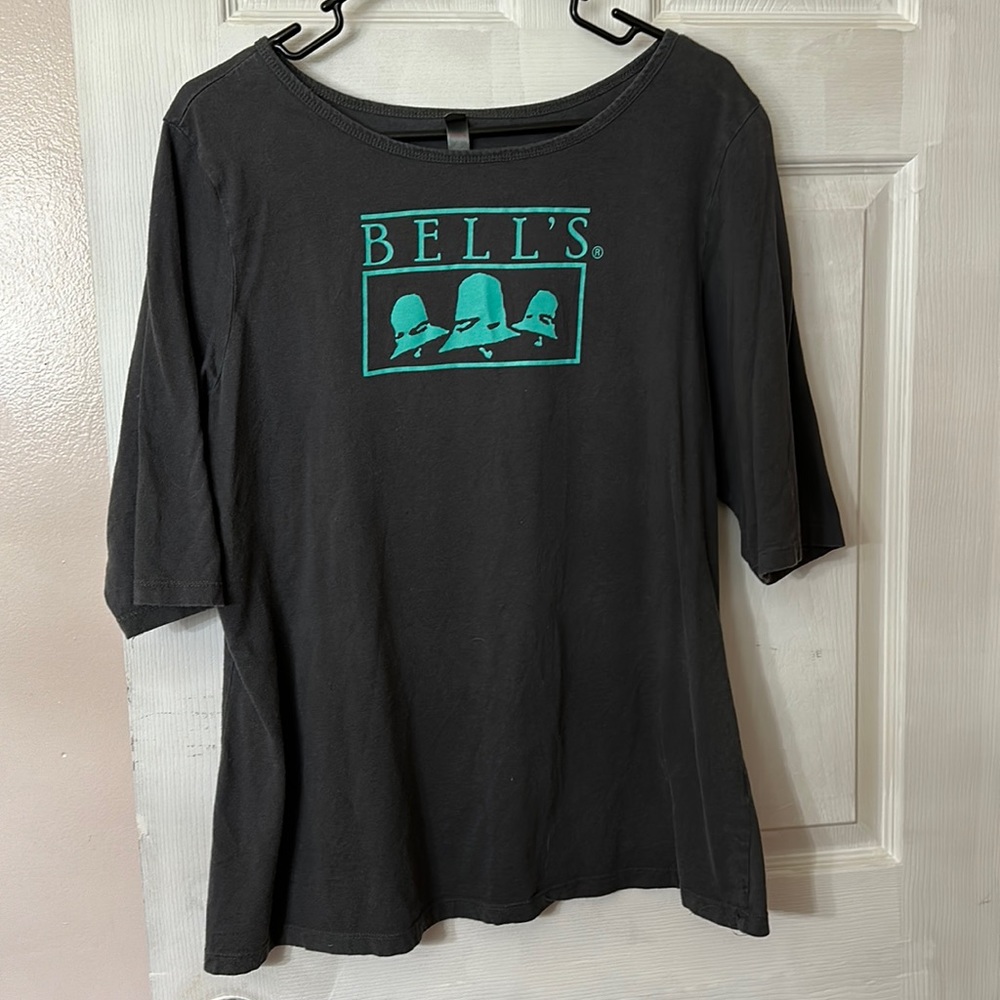 Ladies Bell’s brewery scoop neck T-shirt
